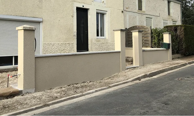 création d'un mur avec portail et portillon sur mesure à Saint-Maur près de Châteauroux dans l'Indre 36